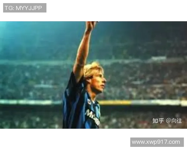 足球场上的激情庆祝：探索球星标志性动作背后的意义与文化